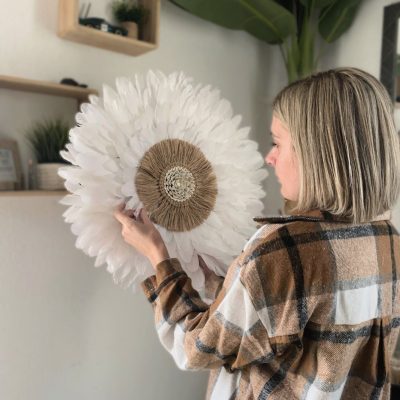Juju Hat « Fleur de Nusa » – L’éclat d’une fleur sauvage née de l’océan